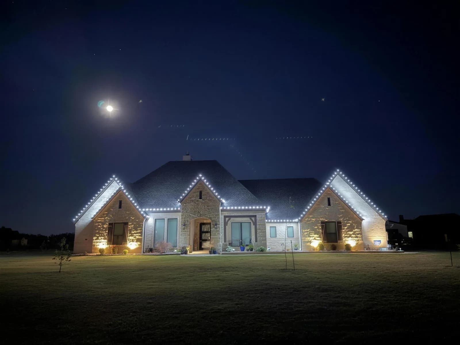 Custom holiday lighting installed by Pursuit (13 of 57)
