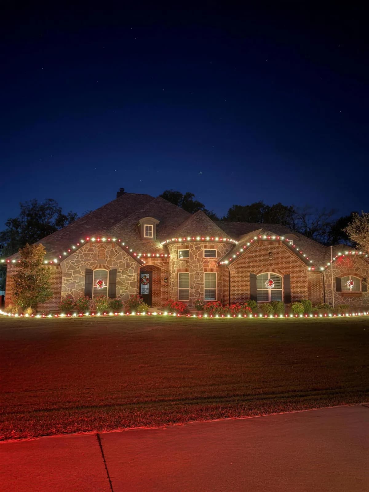 Custom holiday lighting installed by Pursuit (15 of 57)
