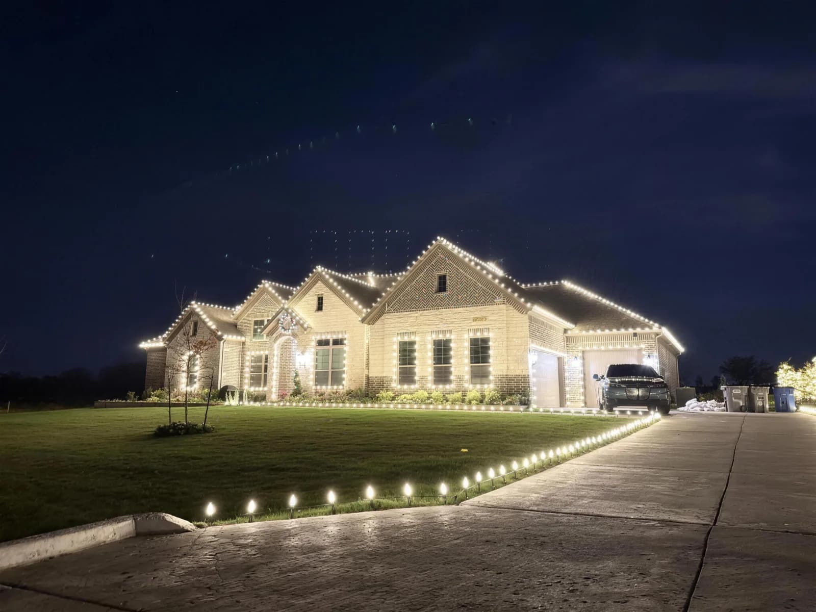 Custom holiday lighting installed by Pursuit (19 of 57)